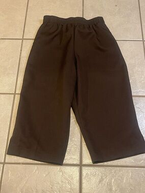 VTG Donnkenny Women's Wide-Leg Pull-On Capris in Brown